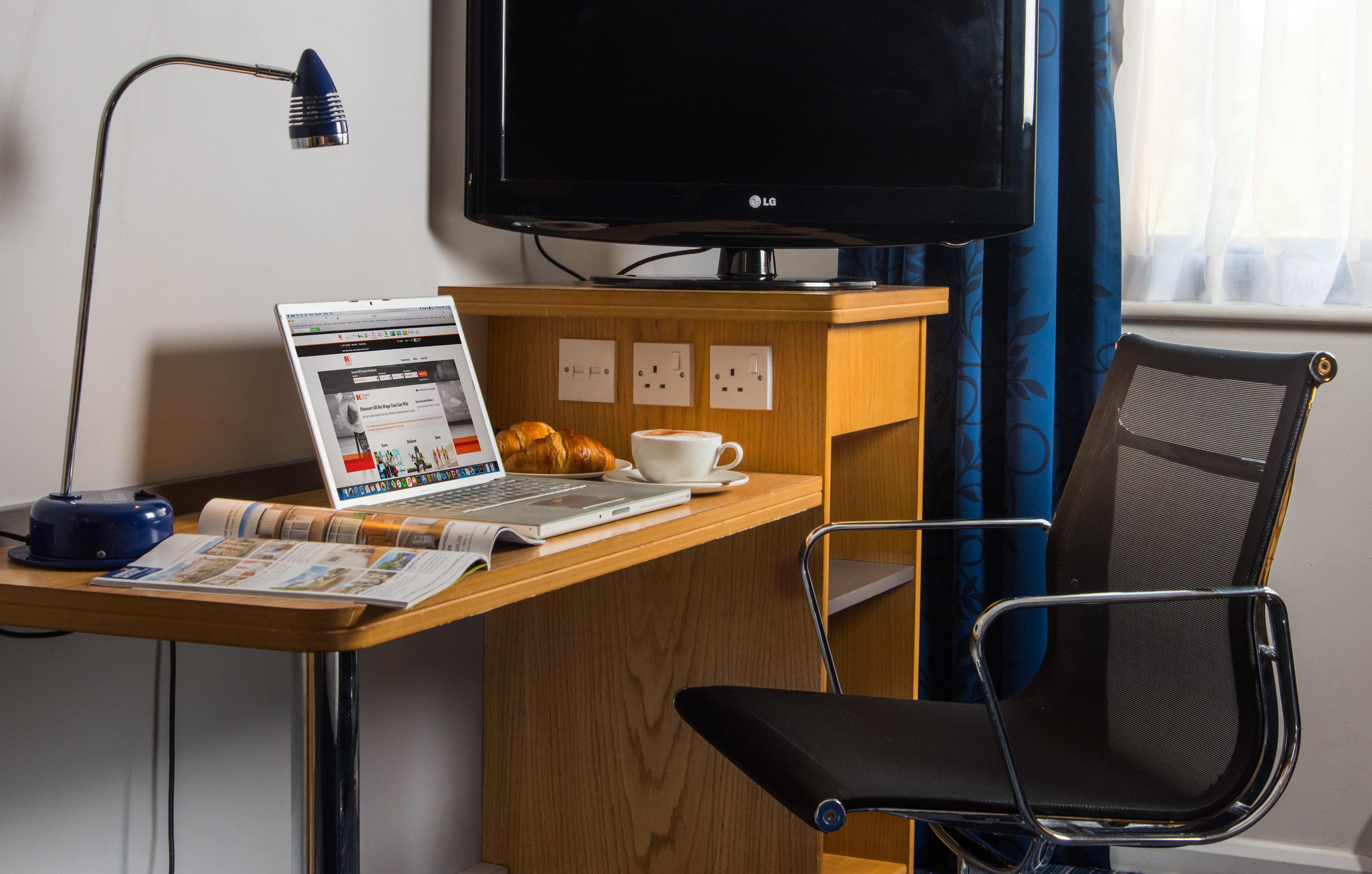 Holiday Inn Express Northampton - South By Ihg Dış mekan fotoğraf