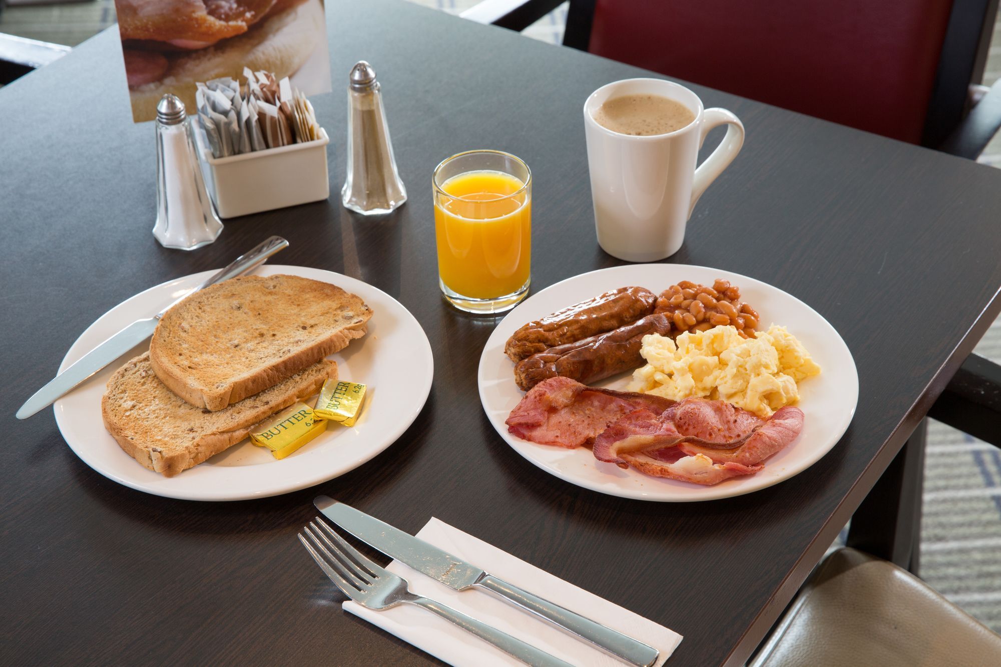 Holiday Inn Express Northampton - South By Ihg Dış mekan fotoğraf